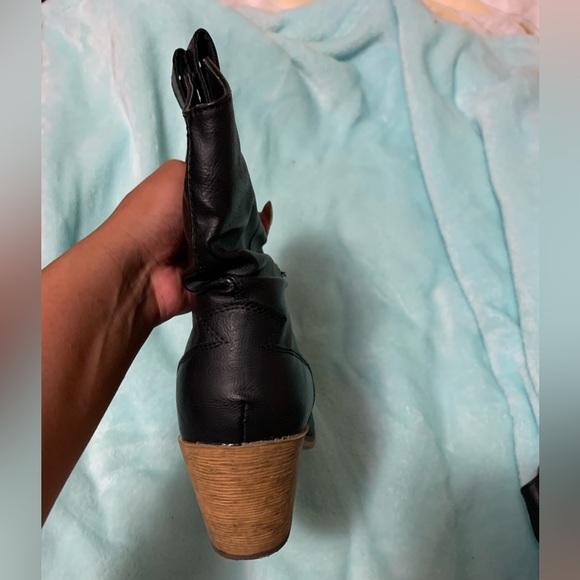 Black cowboy ankle boots🤠 - Picture 4 of 5